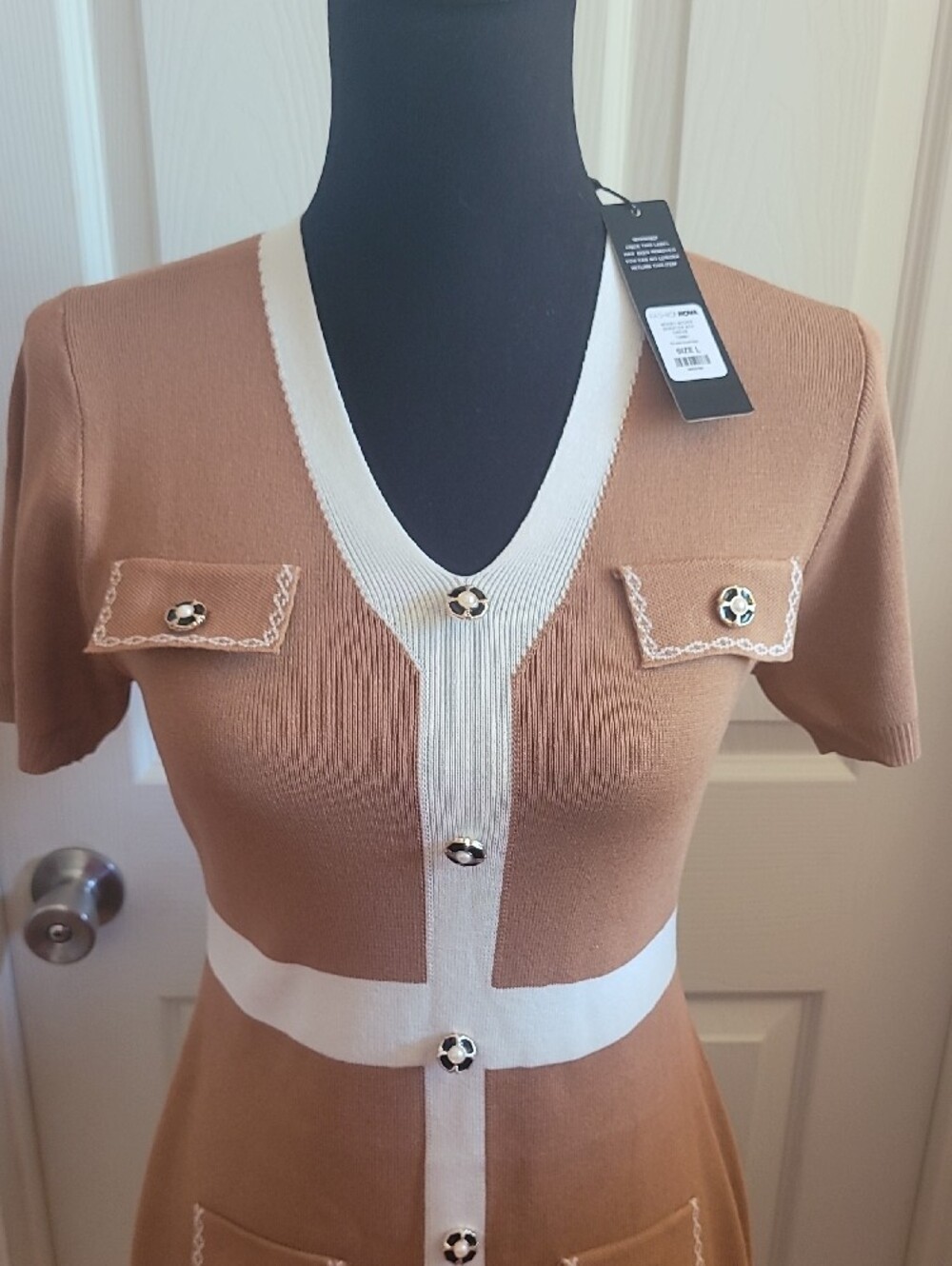 Fashion Nova Tan Knit Dress with White Trim Pearl Buttons NEW WITH TAG L JUNIOR - Picture 5 of 12